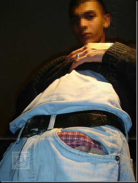 Rogue Arabian str8 twink agrees  for blowjob